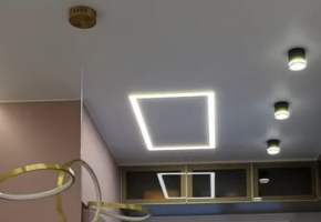 Видеообзор потолка на кухне