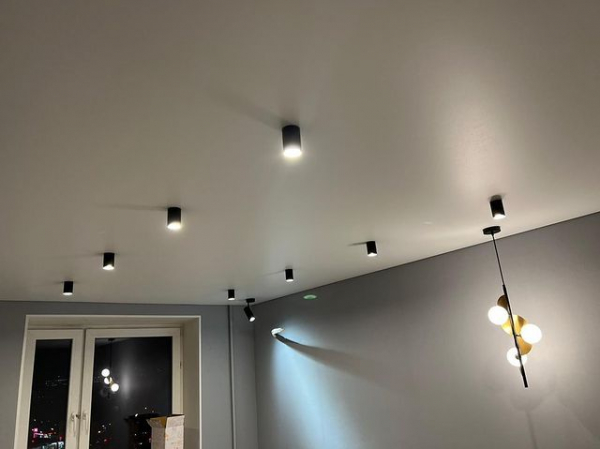 Пример тканевого потолка DESCOR 18 м²