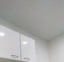 Натяжной потолок в ванной комнате